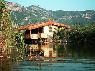 Kingfisher Cottage location